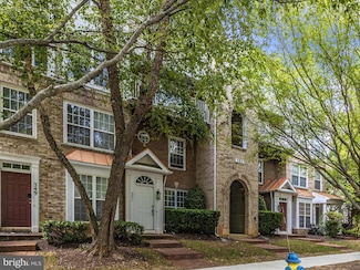 353 Fallsgrove Dr Unit A, Rockville, MD 20850