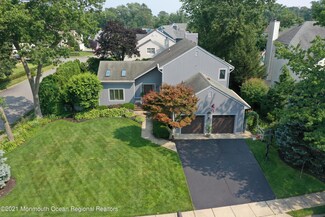 12 Lebanon Dr, Brielle, NJ 08730
