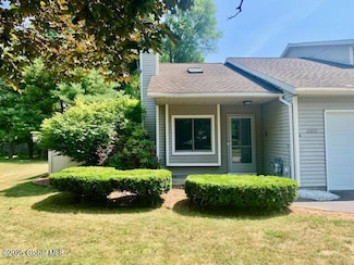 2059 Rosedale Way, Schenectady, NY 12303