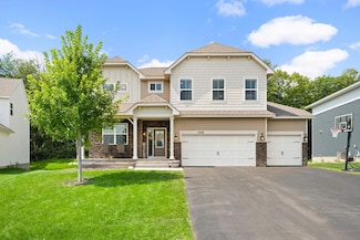 1558 Ironwood Dr, Carver, MN 55315