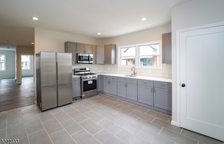 26 Sheridan Ave, Paterson, NJ 07502
