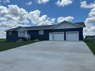 210 Coteau Blvd, Sisseton, SD 57262