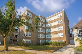 7710 N Sheridan Rd Unit 204, Chicago, IL 60626