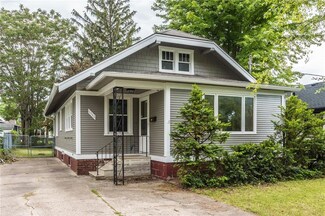 1111 Hull Ave, Des Moines, IA 50316