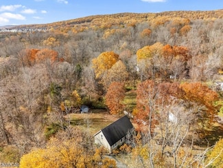 1 Wilson St, Port Murray, NJ 07865