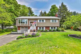 6 Glendale Dr, Nashua, NH 03064