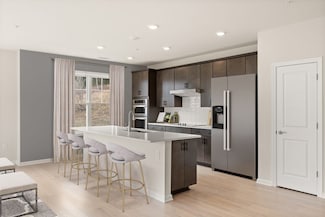 6 Peters Farm Way Unit 401, Westborough, MA 01581
