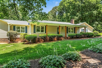 267 Winthrow Creek Rd, Mooresville, NC 28115