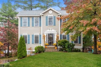 24 Briarcliff Way, Manchester, NH 03109