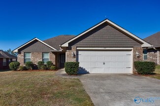 321 Saddlegate Dr NW, Huntsville, AL 35806