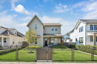 1823 Arlington St, Houston, TX 77008