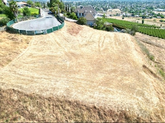 1485 N Highland Dr, Porterville, CA 93257