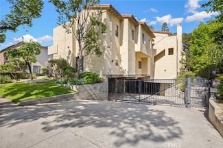 222 S Catalina Ave Unit 8, Pasadena, CA 91106