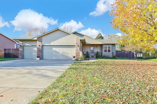 637 Plantation St, Maize, KS 67101
