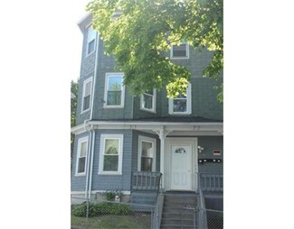 36 Coral St, Worcester, MA 01604