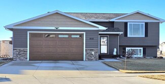 1818 23rd Ave SE, Aberdeen, SD 57401