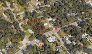 907 Canal St, New Smyrna Beach, FL 32168