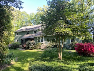12431 Whisanna Ln, Ashland, VA 23005
