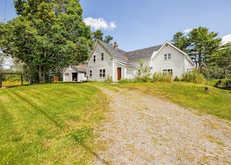 177 Lebanon Rd, Winterport, ME 04496