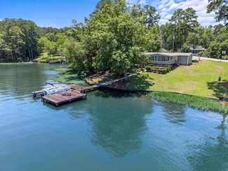 114 Poss Point Cove, Sparta, GA 31087