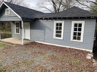 1658 Ashton St, Shreveport, LA 71103