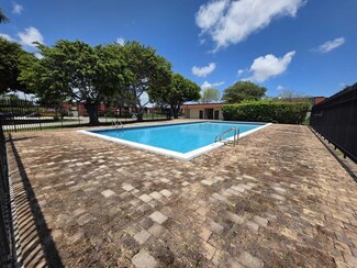 3909 Victoria Dr, West Palm Beach, FL 33406