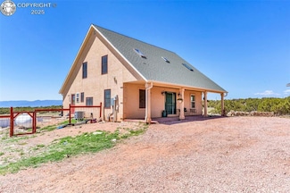 770 Cedar Hills Rd, Penrose, CO 81240