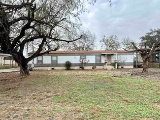 136 N Jab, Zapata, TX 78076