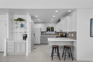 2010 W San Marcos Blvd Unit 23, San Marcos, CA 92078