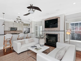 720 E 2nd St Unit 1, Boston, MA 02127