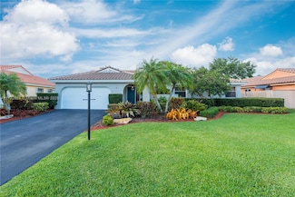 15001 Windbluff St, Davie, FL 33331