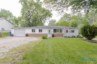207 Taylor Rd, Oregon, OH 43616
