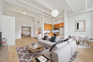 300 Communipaw Ave Unit 122, Jersey City, NJ 07304