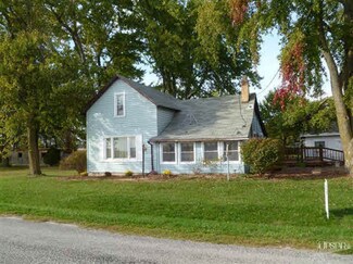 8206 Hamilton Rd, Yoder, IN 46798