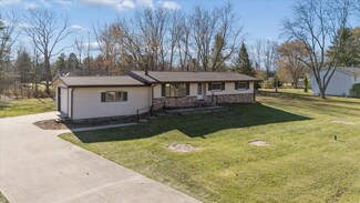 122 Edgemont Dr, Howell, MI 48855