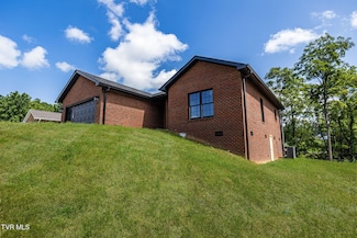 134 Patriot Crossing Unit 9, Greeneville, TN 37745