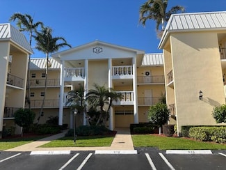 12 Colonial Club Dr Unit 103, Boynton Beach, FL 33435