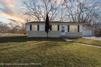 4405 Ingham St, Lansing, MI 48911
