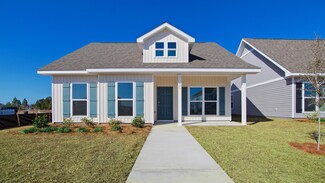 407 Arrowwood Blvd, Defuniak Springs, FL 32435