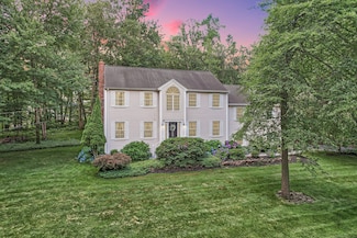 39 Luke St, Prospect, CT 06712