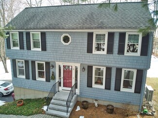 24 Makos St, Tyngsboro, MA 01879