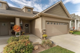 2431 Superior Ln NW, Rochester, MN 55901