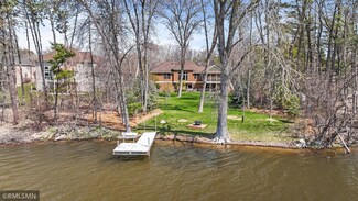 3327 Twin Lake Ct, Little Canada, MN 55127