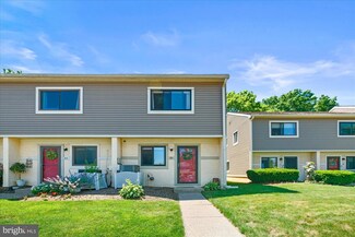 92 Ash Stoker Ln, Horsham, PA 19044