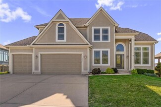 8905 NW 86th St, Kansas City, MO 64153