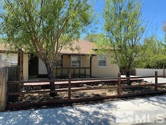 630 N Maddux Dr, Reno, NV 89512