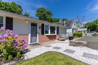 62 Forest Ave, Danbury, CT 06810