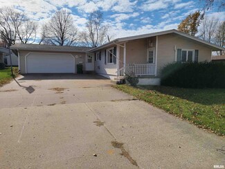205 7th St, Durant, IA 52747
