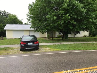303 State Route Dd, Saint James, MO 65559