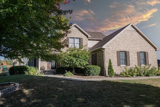 6 Knollbrook Ct, Bloomington, IL 61705